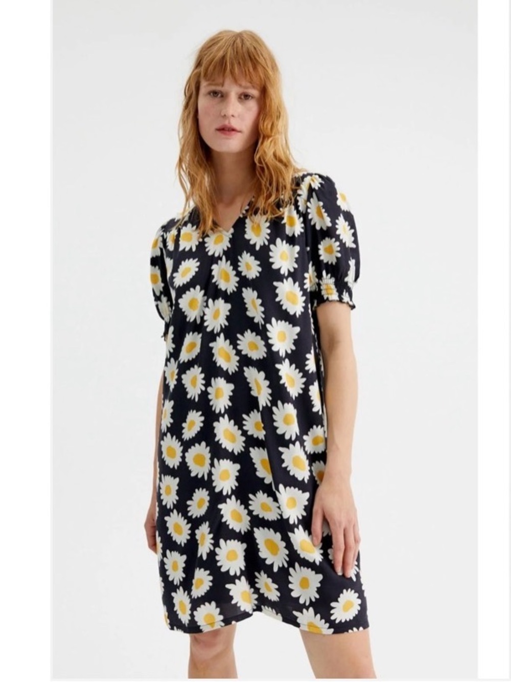 Black Daisy Print V-Neck Dress